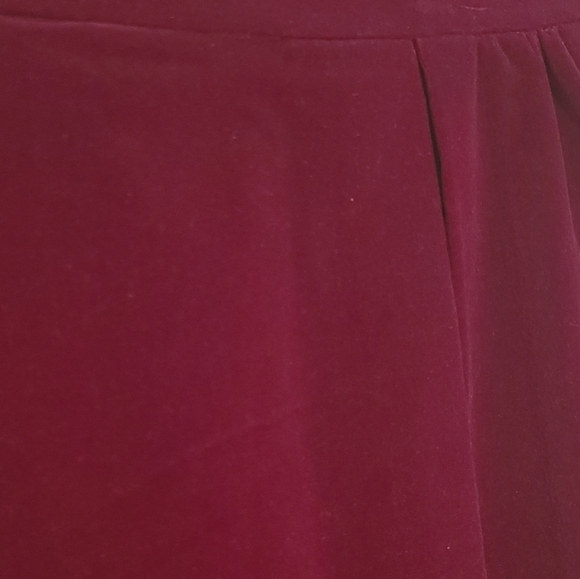 Alexander's Vintage Maroon Pleated Midi Skirt (Size 12) - Picture 6 of 11